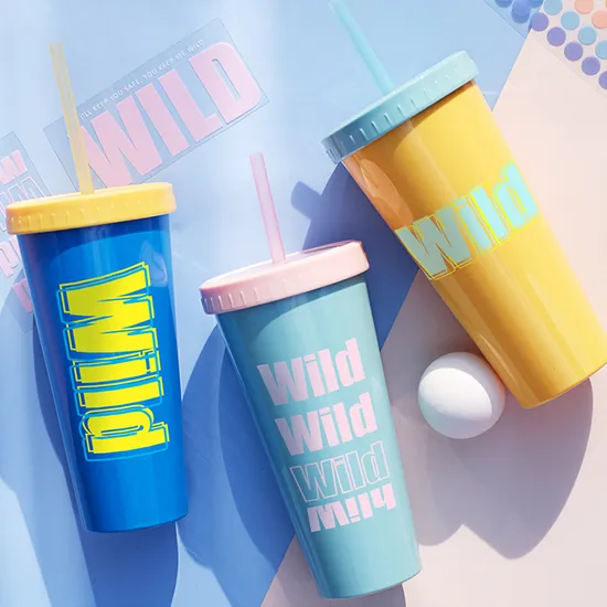 Supplier Contrast Color Lid Cup Plastic Water Bottle with Drinking Straw 